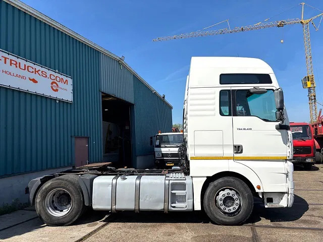 MAN TGA 18.410 FLS XXL (6-CILINDER HEADS / ZF16 MANUAL GEARBOX / ZF-INTARDER / HYDRAULIC KIT / P.T.O. / AIRCONDITIONING) - Vilcējs: foto 4 MAN TGA 18.410 FLS XXL (6-CILINDER HEADS / ZF16 MANUAL GEARBOX / ZF-INTARDER / HYDRAULIC KIT / P.T.O. / AIRCONDITIONING) - Vilcējs: foto 4