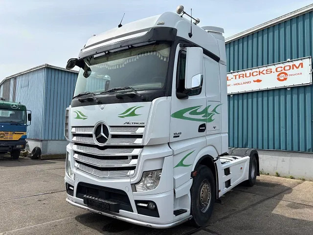 Mercedes-Benz Actros 1845 LS BIGSPACE (RETARDER / EURO 5 / TELLIGENT GEARBOX / FULL SPOILERSET / 2x DIESELTANK / AIRCONDITIONING) - Vilcējs: foto 1 Mercedes-Benz Actros 1845 LS BIGSPACE (RETARDER / EURO 5 / TELLIGENT GEARBOX / FULL SPOILERSET / 2x DIESELTANK / AIRCONDITIONING) - Vilcējs: foto 1