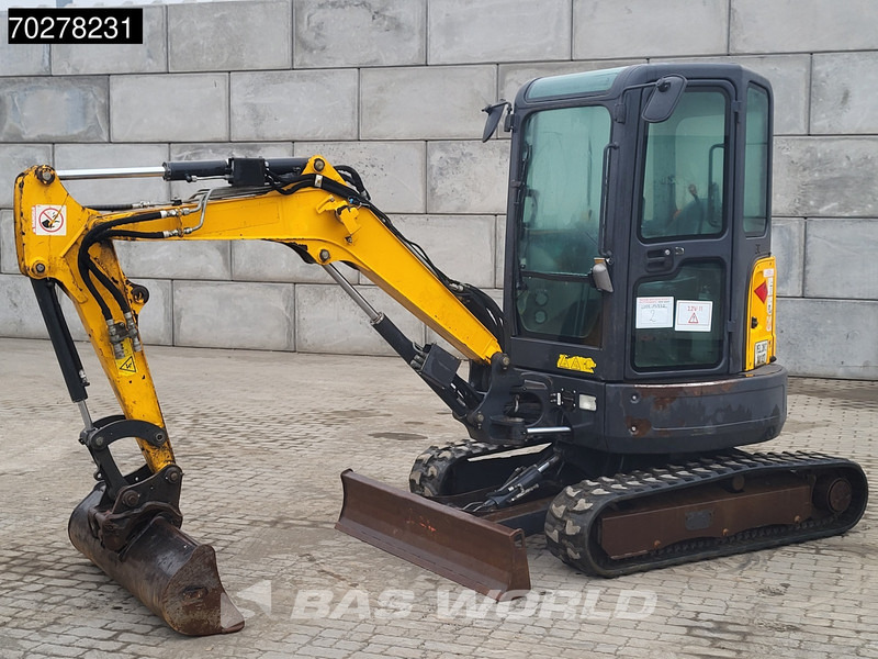 Bobcat E26 EM - Mini-ekskavators: foto 2 Bobcat E26 EM - Mini-ekskavators: foto 2