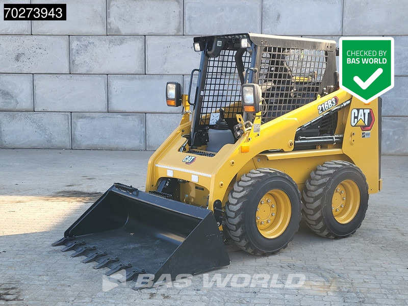 Caterpillar 216 B3 - Kompaktiekrāvējs: foto 1 Caterpillar 216 B3 - Kompaktiekrāvējs: foto 1