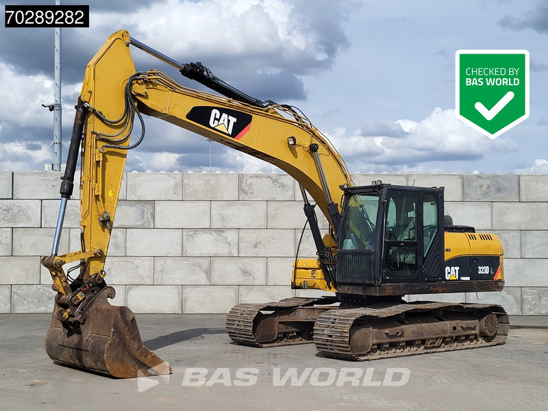 Caterpillar 323 D L - Kāpurķēžu ekskavators: foto 1 Caterpillar 323 D L - Kāpurķēžu ekskavators: foto 1