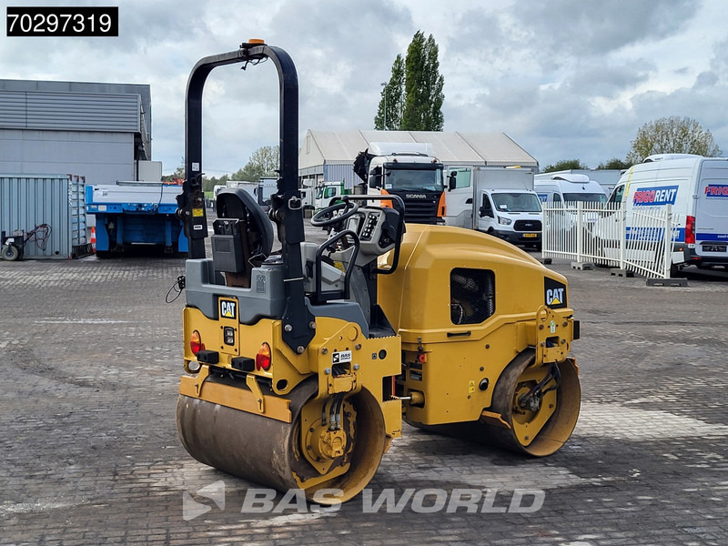 Caterpillar CB2.7 - Veltnis: foto 5 Caterpillar CB2.7 - Veltnis: foto 5