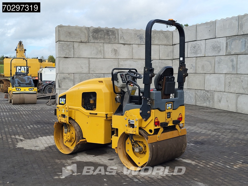 Caterpillar CB2.7 - Veltnis: foto 2 Caterpillar CB2.7 - Veltnis: foto 2