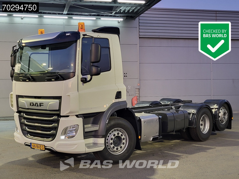 DAF CF 300 6X2 NEW chassis Lift/Steering Axle ACC Retarder Euro 6 - Šasija kravas automašīna: foto 1 DAF CF 300 6X2 NEW chassis Lift/Steering Axle ACC Retarder Euro 6 - Šasija kravas automašīna: foto 1