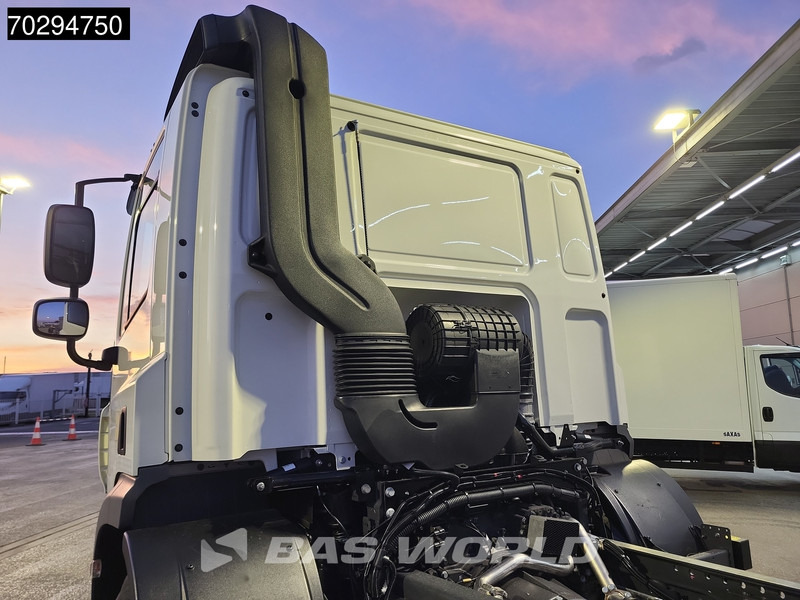 DAF CF 300 6X2 NEW chassis Lift/Steering Axle ACC Retarder Euro 6 - Šasija kravas automašīna: foto 5 DAF CF 300 6X2 NEW chassis Lift/Steering Axle ACC Retarder Euro 6 - Šasija kravas automašīna: foto 5