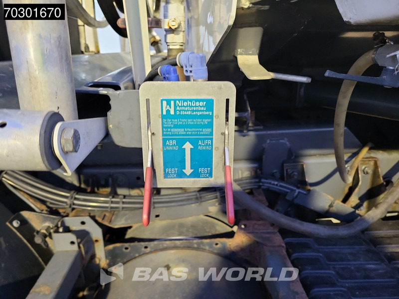 DAF CF75.310 4X2 13500 Lohr tanker 2 compartments ADR Manual Euro 3 - Autocisterna: foto 5 DAF CF75.310 4X2 13500 Lohr tanker 2 compartments ADR Manual Euro 3 - Autocisterna: foto 5