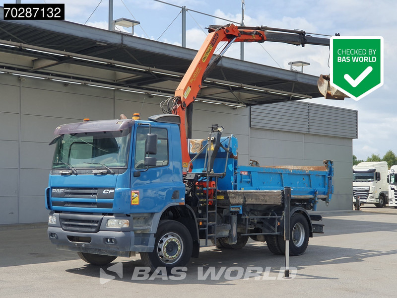 DAF CF75.310 4X2 Manual Big-Axle Steelsuspension Palfinger Euro 3 - Kravas automašīna pašizgāzējs, Kravas auto ar manipulatoru: foto 1 DAF CF75.310 4X2 Manual Big-Axle Steelsuspension Palfinger Euro 3 - Kravas automašīna pašizgāzējs, Kravas auto ar manipulatoru: foto 1