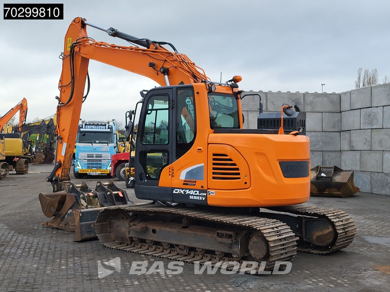 Doosan DX140 LCR-5 BLADE - 3 BUCKETS - Kāpurķēžu ekskavators: foto 2 Doosan DX140 LCR-5 BLADE - 3 BUCKETS - Kāpurķēžu ekskavators: foto 2