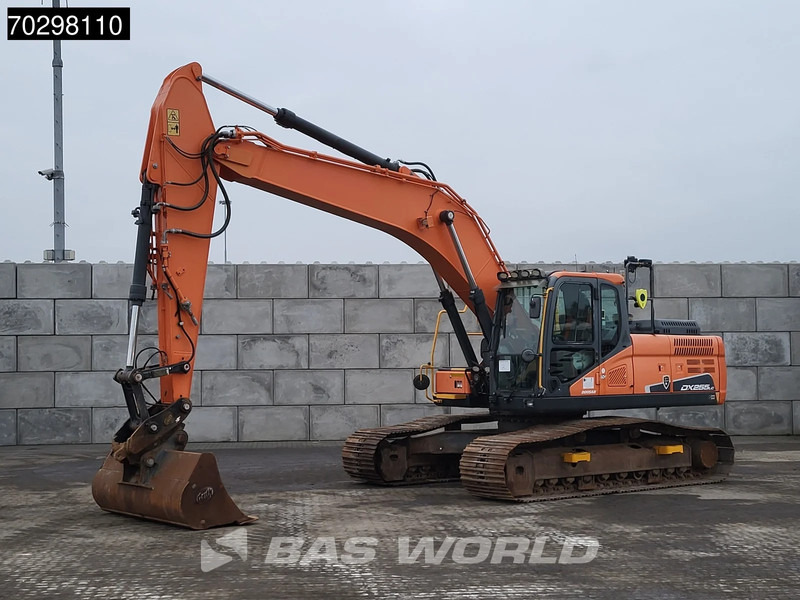 Doosan DX255 LC-5 3 BUCKETS - Kāpurķēžu ekskavators: foto 2 Doosan DX255 LC-5 3 BUCKETS - Kāpurķēžu ekskavators: foto 2