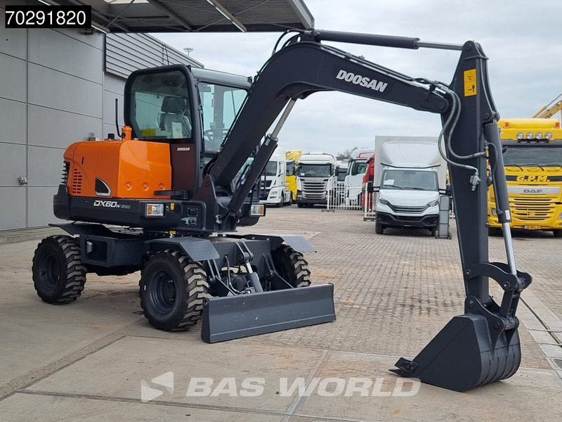 Doosan DX60W A/C - NEW UNUSED - Riteņu ekskavators: foto 5 Doosan DX60W A/C - NEW UNUSED - Riteņu ekskavators: foto 5