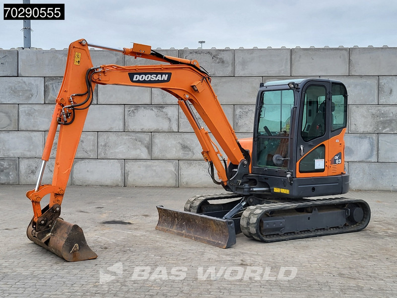 Doosan DX63-3 3 BUCKETS - A/C - Mini-ekskavators: foto 3 Doosan DX63-3 3 BUCKETS - A/C - Mini-ekskavators: foto 3