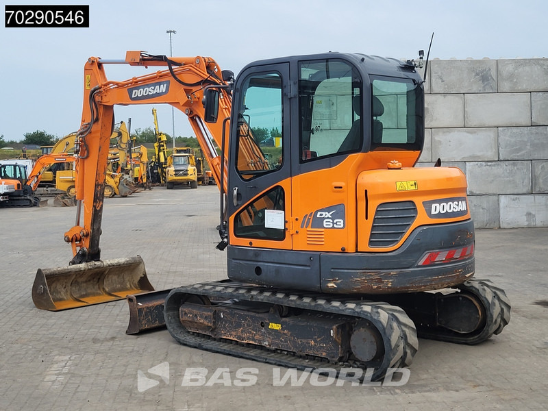 Doosan DX63-3 - Mini-ekskavators: foto 5 Doosan DX63-3 - Mini-ekskavators: foto 5