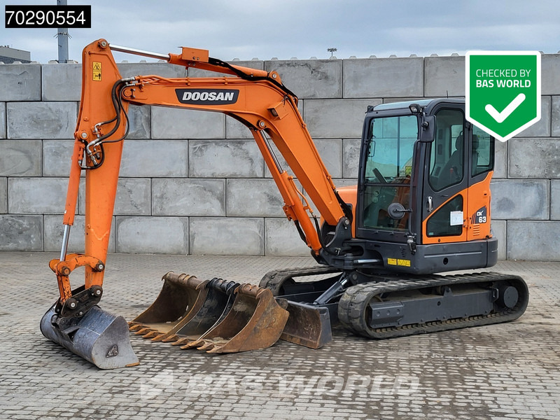 Doosan DX63-3 - Mini-ekskavators: foto 1 Doosan DX63-3 - Mini-ekskavators: foto 1