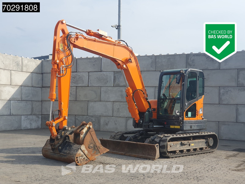 Doosan DX85 R-3 A/C - 3 BUCKETS - Mini-ekskavators: foto 1 Doosan DX85 R-3 A/C - 3 BUCKETS - Mini-ekskavators: foto 1
