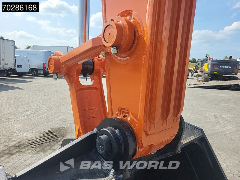 Kāpurķēžu ekskavators Hitachi ZX220 LC-5G ISUZU ENGINE: foto 15