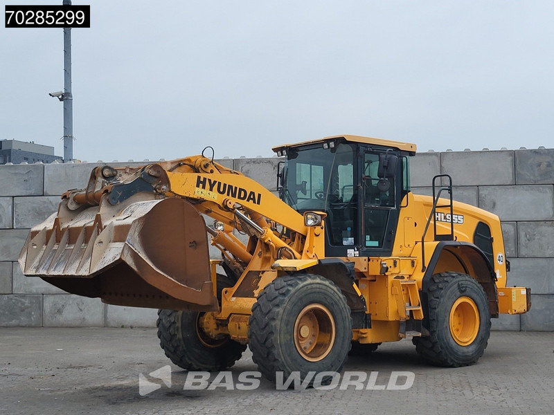 Hyundai HL955 - Riteņu iekrāvējs: foto 3 Hyundai HL955 - Riteņu iekrāvējs: foto 3