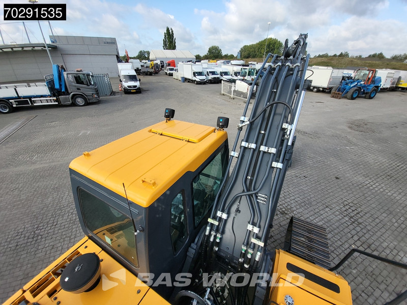 Jaunā Kāpurķēžu ekskavators Hyundai R215 L: foto 14