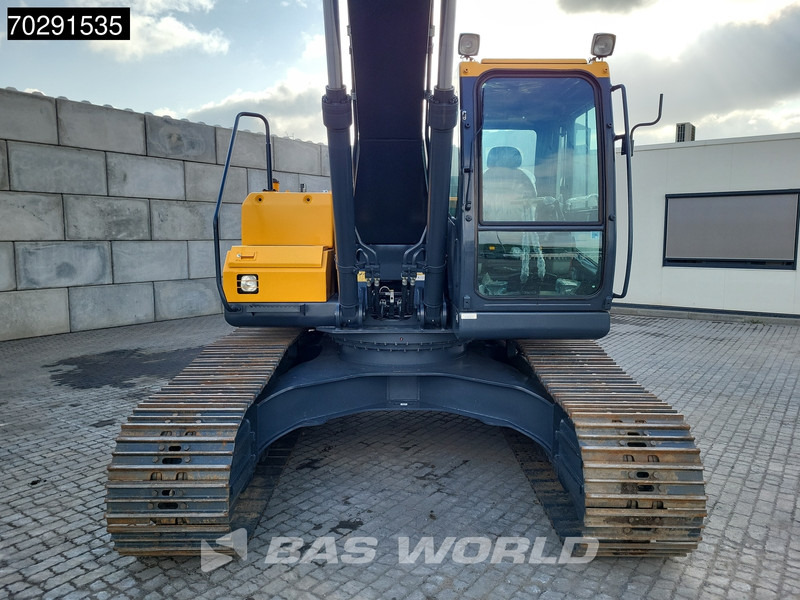Jaunā Kāpurķēžu ekskavators Hyundai R215 L: foto 9