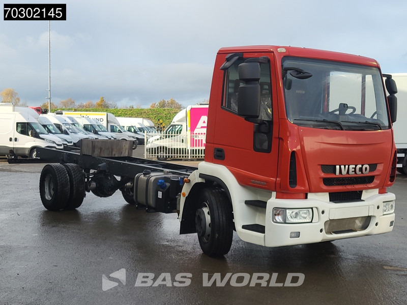 Iveco Eurocargo 160E320 4X2 NEW! 16T chassis 2016 production Euro 6 - Šasija kravas automašīna: foto 3 Iveco Eurocargo 160E320 4X2 NEW! 16T chassis 2016 production Euro 6 - Šasija kravas automašīna: foto 3