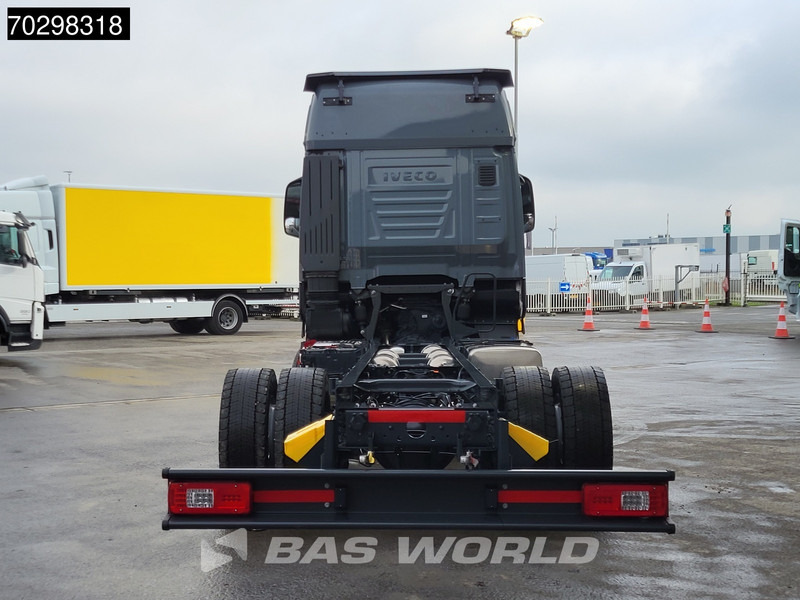 Iveco S-Way 460 4X2 NEW! Chassis FULL AIR ACC LED Euro 6 - Šasija kravas automašīna: foto 3 Iveco S-Way 460 4X2 NEW! Chassis FULL AIR ACC LED Euro 6 - Šasija kravas automašīna: foto 3
