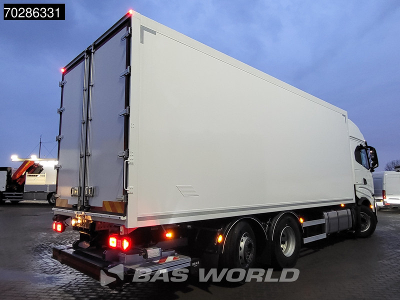 Iveco S-Way 490 6X2 2000kg Ladebordwand Lift/Steering Axle Automatic Navi ACC Euro 6 - Kravas automašīna ar slēgto virsbūvi: foto 5 Iveco S-Way 490 6X2 2000kg Ladebordwand Lift/Steering Axle Automatic Navi ACC Euro 6 - Kravas automašīna ar slēgto virsbūvi: foto 5
