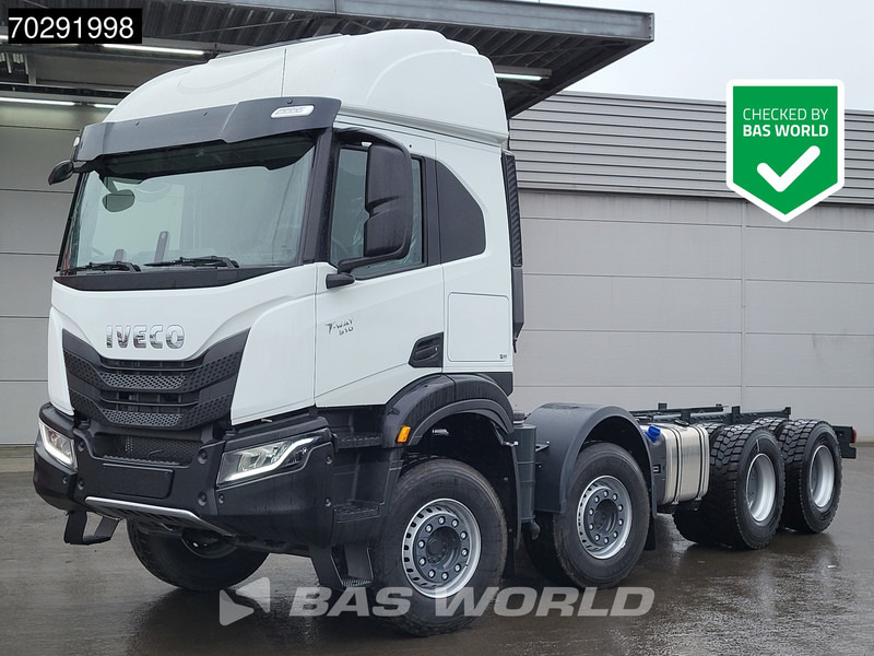Iveco T-Way 510 8X4 NEW! Retarder Steelsuspension Big-Axle LED Euro 6 - Šasija kravas automašīna: foto 1 Iveco T-Way 510 8X4 NEW! Retarder Steelsuspension Big-Axle LED Euro 6 - Šasija kravas automašīna: foto 1