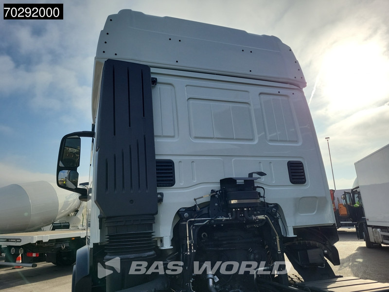 Iveco T-Way 510 8X4 New! Retarder Big-Axle Steelsuspension Automatic LED Euro 6 - Šasija kravas automašīna: foto 5 Iveco T-Way 510 8X4 New! Retarder Big-Axle Steelsuspension Automatic LED Euro 6 - Šasija kravas automašīna: foto 5