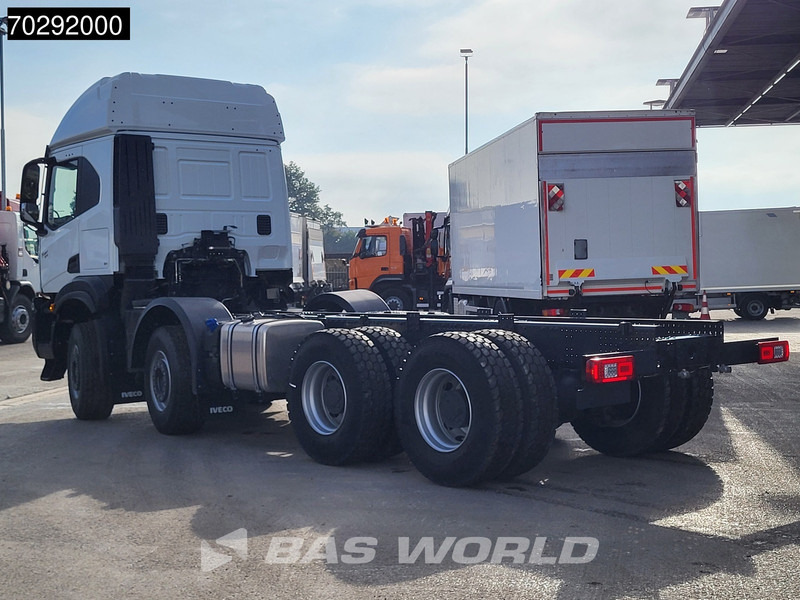 Iveco T-Way 510 8X4 New! Retarder Big-Axle Steelsuspension Automatic LED Euro 6 - Šasija kravas automašīna: foto 2 Iveco T-Way 510 8X4 New! Retarder Big-Axle Steelsuspension Automatic LED Euro 6 - Šasija kravas automašīna: foto 2