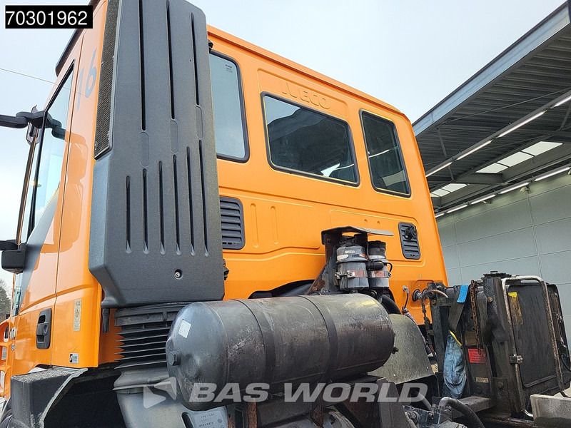 Iveco Trakker 410 6X4 5m3 Meiller 3-way tipper Lift+Steering axle Big-Axle Euro 5 - Kravas automašīna pašizgāzējs: foto 3 Iveco Trakker 410 6X4 5m3 Meiller 3-way tipper Lift+Steering axle Big-Axle Euro 5 - Kravas automašīna pašizgāzējs: foto 3