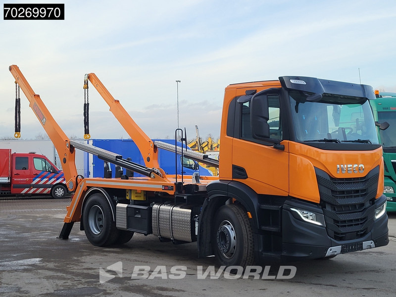 Iveco X-Way 360 4X2 NEW! HIAB 12tons skiploader Automatic Euro 6 - Būvgružu konteineru vedējs: foto 3 Iveco X-Way 360 4X2 NEW! HIAB 12tons skiploader Automatic Euro 6 - Būvgružu konteineru vedējs: foto 3