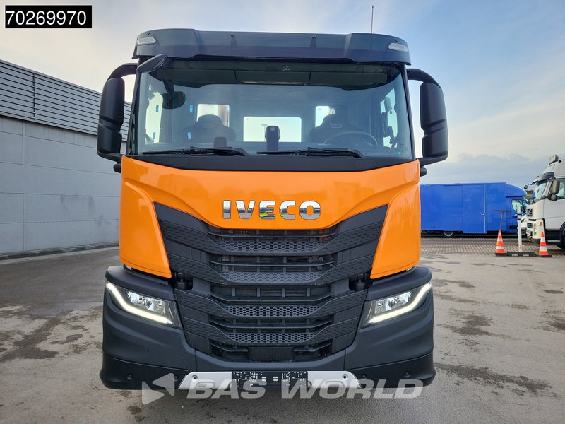 Iveco X-Way 360 4X2 NEW! HIAB 12tons skiploader Automatic Euro 6 - Būvgružu konteineru vedējs: foto 5 Iveco X-Way 360 4X2 NEW! HIAB 12tons skiploader Automatic Euro 6 - Būvgružu konteineru vedējs: foto 5