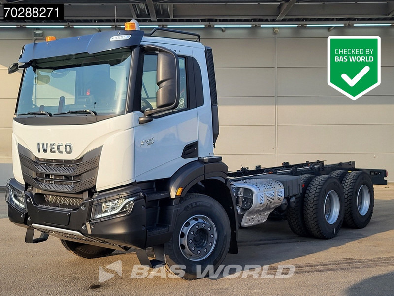 Iveco X-Way 460 6X4 New! Retarder Steelsuspension Big-Axle Navi Euro 6 - Šasija kravas automašīna: foto 1 Iveco X-Way 460 6X4 New! Retarder Steelsuspension Big-Axle Navi Euro 6 - Šasija kravas automašīna: foto 1