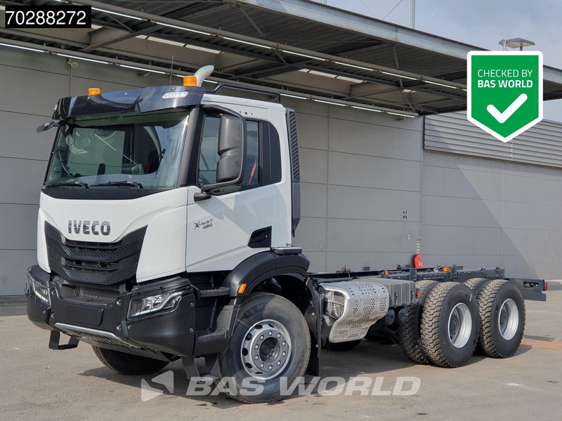 Iveco X-Way 460 6X4 New! Retarder steelsuspension Big-Axle Automatic Navi Euro 6 - Šasija kravas automašīna: foto 1 Iveco X-Way 460 6X4 New! Retarder steelsuspension Big-Axle Automatic Navi Euro 6 - Šasija kravas automašīna: foto 1