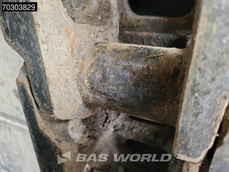 Kāpurķēžu ekskavators JCB JS145 L C Lift Cabin: foto 18