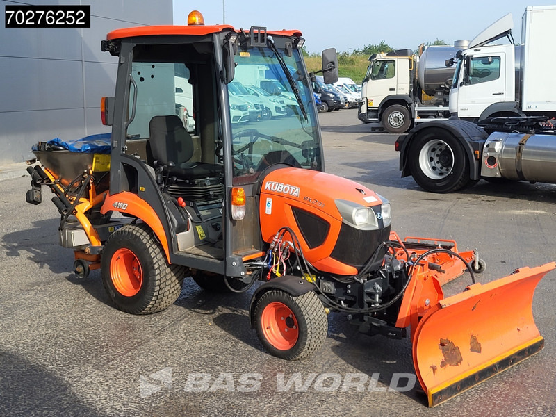 Kubota BX231D-C C10 4X4 - Traktors: foto 5 Kubota BX231D-C C10 4X4 - Traktors: foto 5