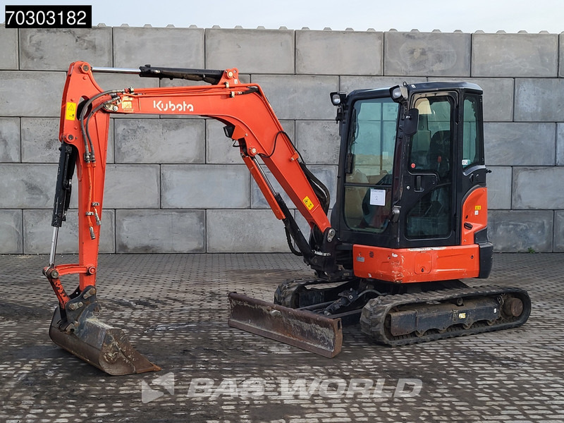 Kubota U36 -4 A/C - 3 Buckets - Mini-ekskavators: foto 2 Kubota U36 -4 A/C - 3 Buckets - Mini-ekskavators: foto 2