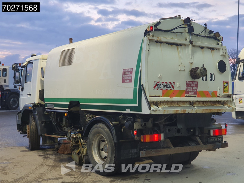 MAN LE 15.250 4X2 Eurovoirie Sweeper Manual Steelsuspension Euro 3 - Ielu tīrīšanas mašīna: foto 2 MAN LE 15.250 4X2 Eurovoirie Sweeper Manual Steelsuspension Euro 3 - Ielu tīrīšanas mašīna: foto 2