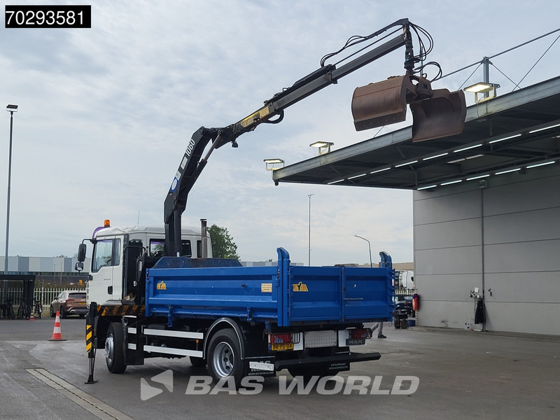 MAN TGA 18.310 TGA 4X2 NL-Truck HMF 1060 K2 Steelsuspension Euro 3 - Kravas automašīna pašizgāzējs, Kravas auto ar manipulatoru: foto 2 MAN TGA 18.310 TGA 4X2 NL-Truck HMF 1060 K2 Steelsuspension Euro 3 - Kravas automašīna pašizgāzējs, Kravas auto ar manipulatoru: foto 2