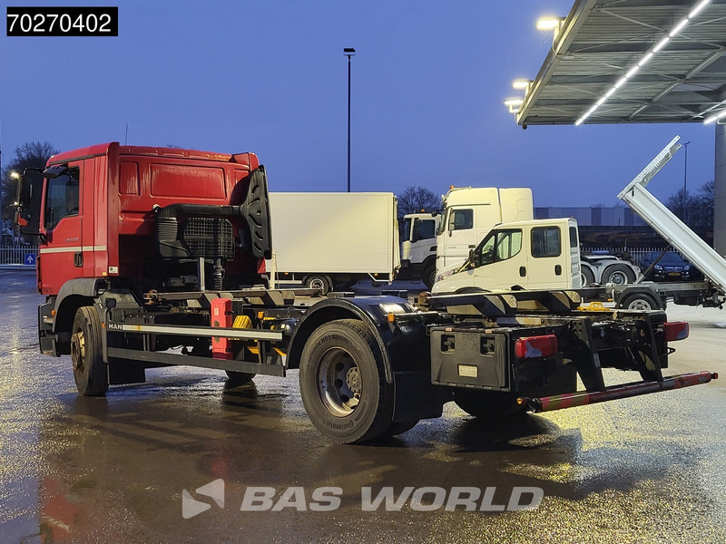 MAN TGM 18.290 4X2 ADR PTO German Truck Manual Euro 6 - Konteineru vedējs/ Kravas automašīna ar noņemamā virsbūve: foto 2 MAN TGM 18.290 4X2 ADR PTO German Truck Manual Euro 6 - Konteineru vedējs/ Kravas automašīna ar noņemamā virsbūve: foto 2