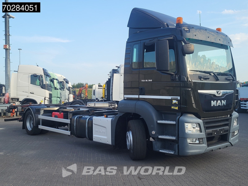 MAN TGS 18.360 834 4X2 19tonner BDF Automatic Navi Euro 6 - Konteineru vedējs/ Kravas automašīna ar noņemamā virsbūve: foto 3 MAN TGS 18.360 834 4X2 19tonner BDF Automatic Navi Euro 6 - Konteineru vedējs/ Kravas automašīna ar noņemamā virsbūve: foto 3