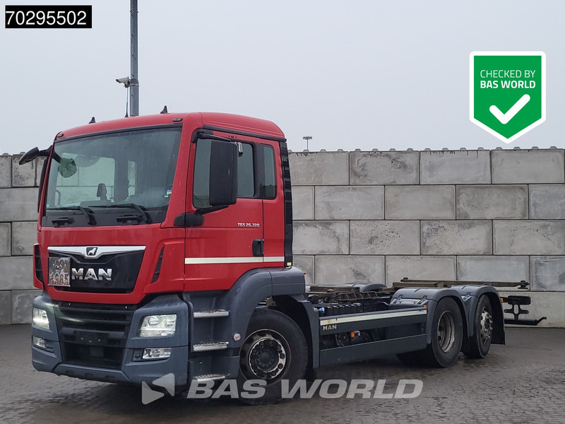 MAN TGS 26.320 TGS 6X2 ADR BDF Lift+Steering Axle Automatic Euro 6 - Konteineru vedējs/ Kravas automašīna ar noņemamā virsbūve: foto 1 MAN TGS 26.320 TGS 6X2 ADR BDF Lift+Steering Axle Automatic Euro 6 - Konteineru vedējs/ Kravas automašīna ar noņemamā virsbūve: foto 1