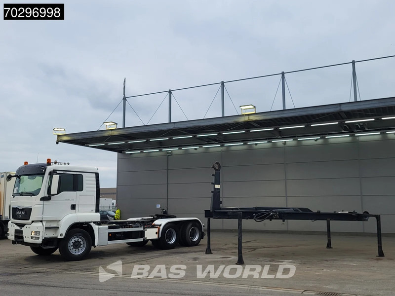 MAN TGS 33.440 6X4 25Ton AJK NHS25-5930 hooklift with 5th wheel Wechselsystem Manual Big-Axle Euro 5 - Pacēlājs ar āķi: foto 3 MAN TGS 33.440 6X4 25Ton AJK NHS25-5930 hooklift with 5th wheel Wechselsystem Manual Big-Axle Euro 5 - Pacēlājs ar āķi: foto 3