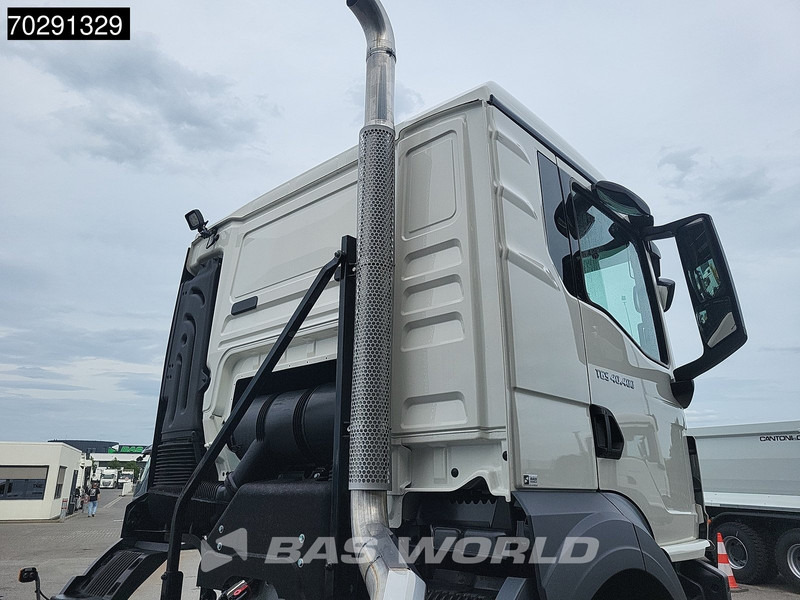 MAN TGS 40.400 6X4 NEW 6x4 chassis PTO Preparation Steelsuspension Big-Axle Automatic Euro 2 - Šasija kravas automašīna: foto 3 MAN TGS 40.400 6X4 NEW 6x4 chassis PTO Preparation Steelsuspension Big-Axle Automatic Euro 2 - Šasija kravas automašīna: foto 3