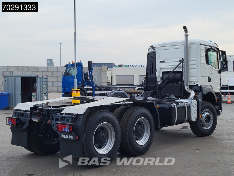 MAN TGS 40.400 6X4 NEW 6x4 chassis PTO Preparation Steelsuspension Big-Axle Automatic Euro 2 - Šasija kravas automašīna: foto 5 MAN TGS 40.400 6X4 NEW 6x4 chassis PTO Preparation Steelsuspension Big-Axle Automatic Euro 2 - Šasija kravas automašīna: foto 5