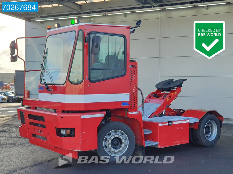MOL MY225 4X2 - Termināļa traktors: foto 1 MOL MY225 4X2 - Termināļa traktors: foto 1