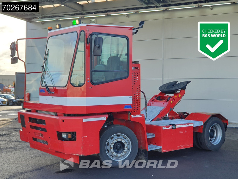 MOL MY225 4X2 - Termināļa traktors: foto 1 MOL MY225 4X2 - Termināļa traktors: foto 1