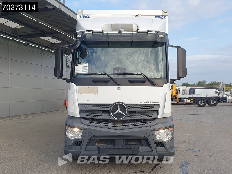 Mercedes-Benz Actros 1827 4X2 2000kg Ladebordwand Xenon ClassicSpace Automatic Euro 6 - Kravas automašīna ar slēgto virsbūvi: foto 2 Mercedes-Benz Actros 1827 4X2 2000kg Ladebordwand Xenon ClassicSpace Automatic Euro 6 - Kravas automašīna ar slēgto virsbūvi: foto 2