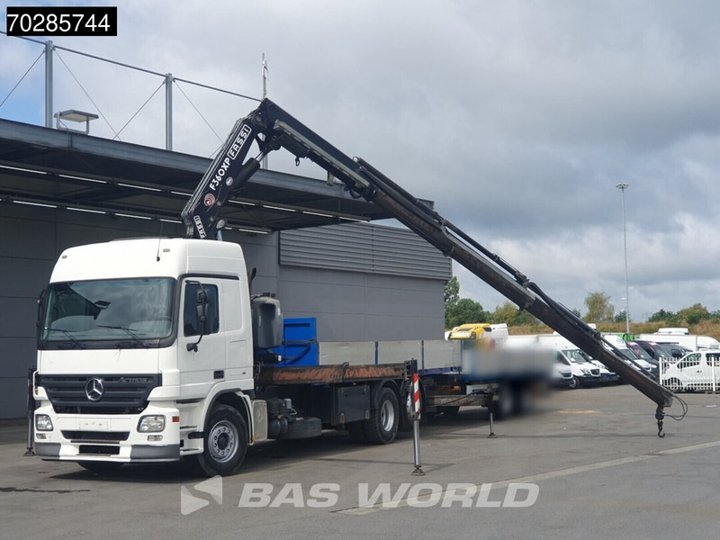 Mercedes-Benz Actros 2532 6X2 Fassi F330D3 Crane Kran Lift+steering Axle 3-Pedals Euro 3 - Bortu kravas automašīna/ Platforma, Kravas auto ar manipulatoru: foto 3 Mercedes-Benz Actros 2532 6X2 Fassi F330D3 Crane Kran Lift+steering Axle 3-Pedals Euro 3 - Bortu kravas automašīna/ Platforma, Kravas auto ar manipulatoru: foto 3