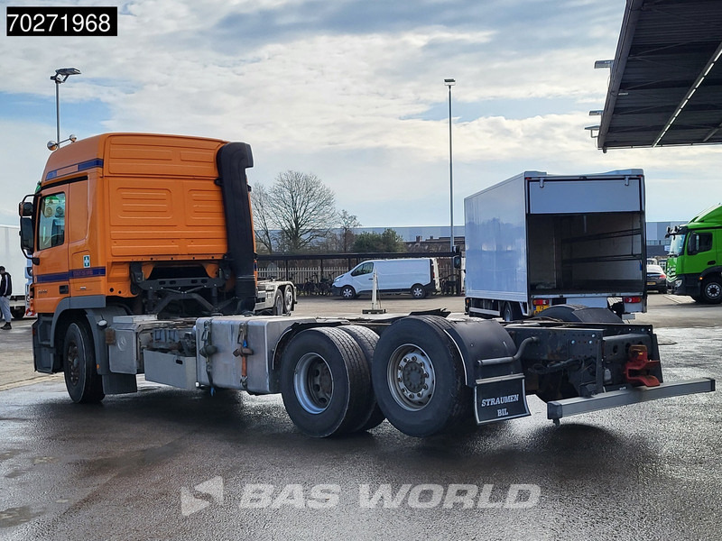 Mercedes-Benz Actros 2548 6X2 ADR chassis Liftaxle Telligent Halb Automatic Euro 4 - Šasija kravas automašīna: foto 2 Mercedes-Benz Actros 2548 6X2 ADR chassis Liftaxle Telligent Halb Automatic Euro 4 - Šasija kravas automašīna: foto 2