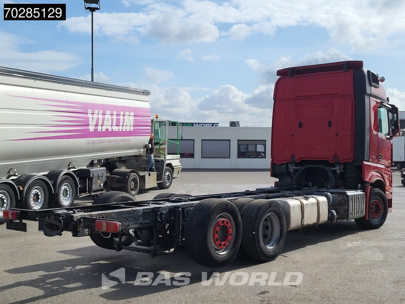 Mercedes-Benz Actros 2548 Actros 6X2 BigSpace Retarder PTO Liftachse Xenon ACC Navi Euro 6 - Šasija kravas automašīna: foto 5 Mercedes-Benz Actros 2548 Actros 6X2 BigSpace Retarder PTO Liftachse Xenon ACC Navi Euro 6 - Šasija kravas automašīna: foto 5